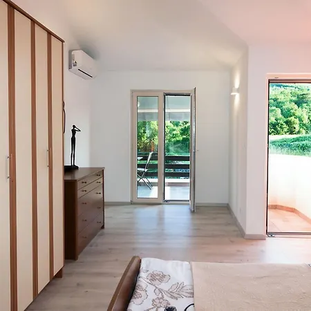 Villa Beautiful And Private Anka Lokvicic